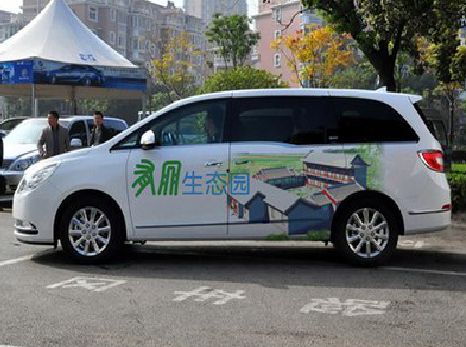 浮梁户外车贴喷绘如何保持效果?